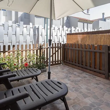 Holiday home Flatguest - Green Oasis Ferly's Piscina En Reformas *
